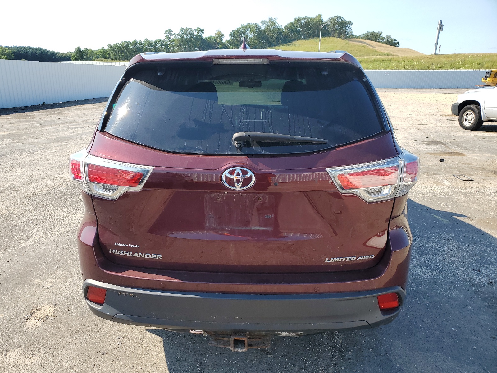 5TDDKRFH6FS120923 2015 Toyota Highlander Limited
