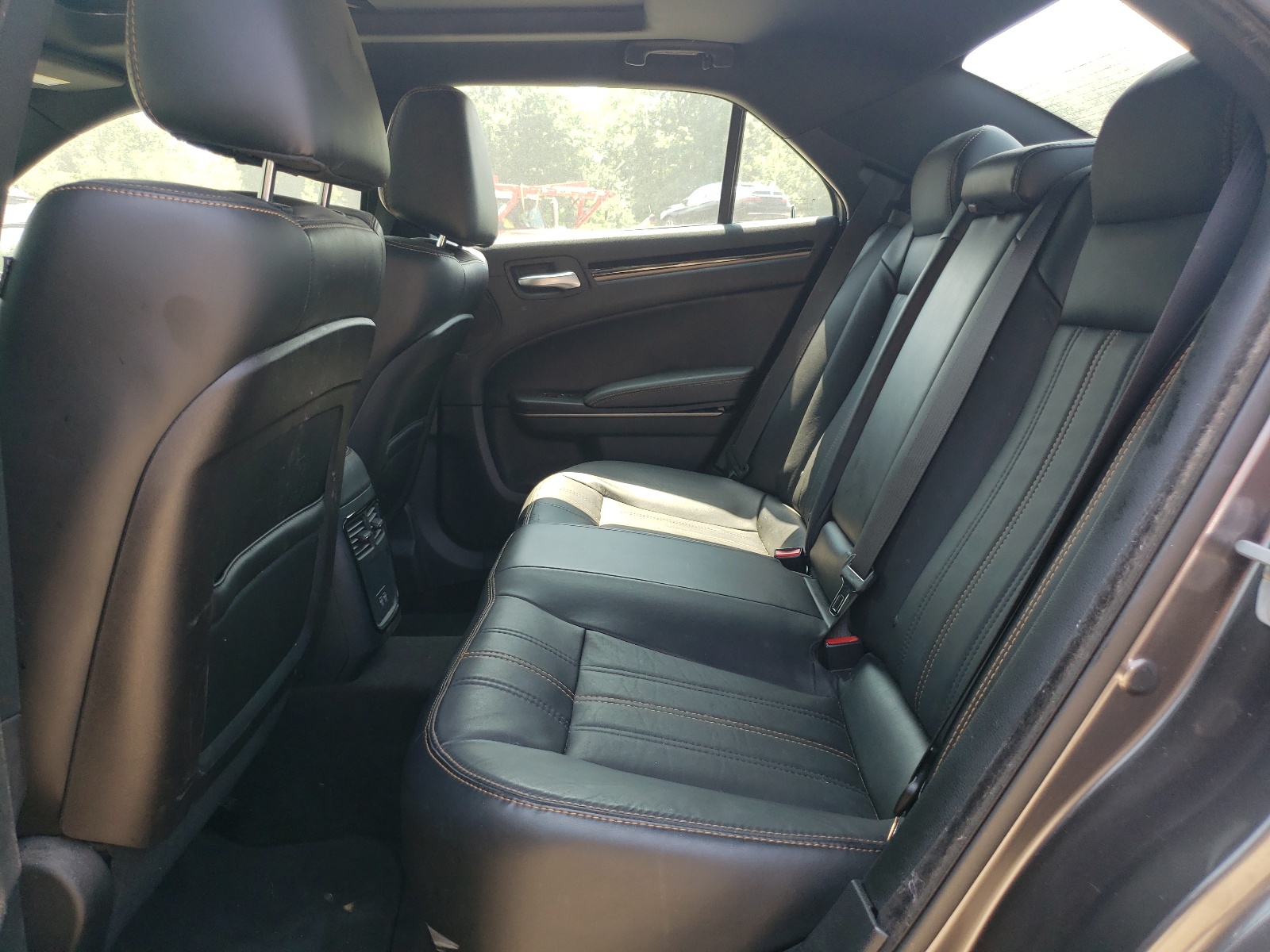 2C3CCABGXGH261361 2016 Chrysler 300 S