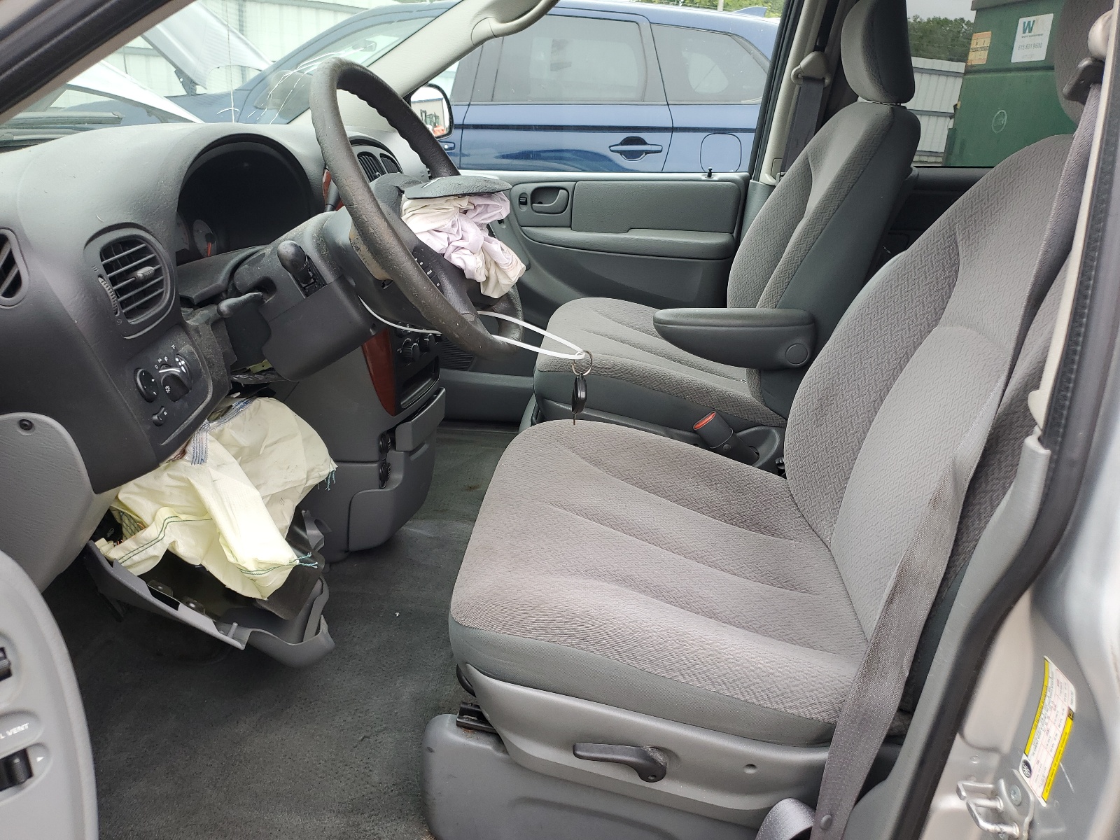 2A4GP44RX7R351762 2007 Chrysler Town & Country Lx