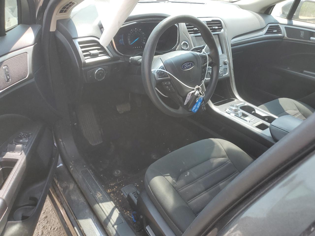 2020 Ford Fusion Se VIN: 3FA6P0T95LR198438 Lot: 63502184