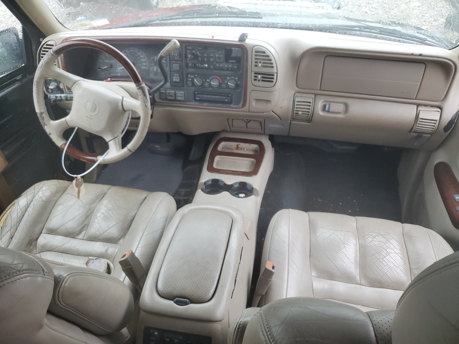 1GYEK13R1YR126370 2000 Cadillac Escalade