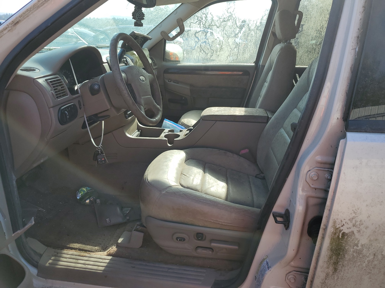 1FMZU75W55ZA04657 2005 Ford Explorer Limited