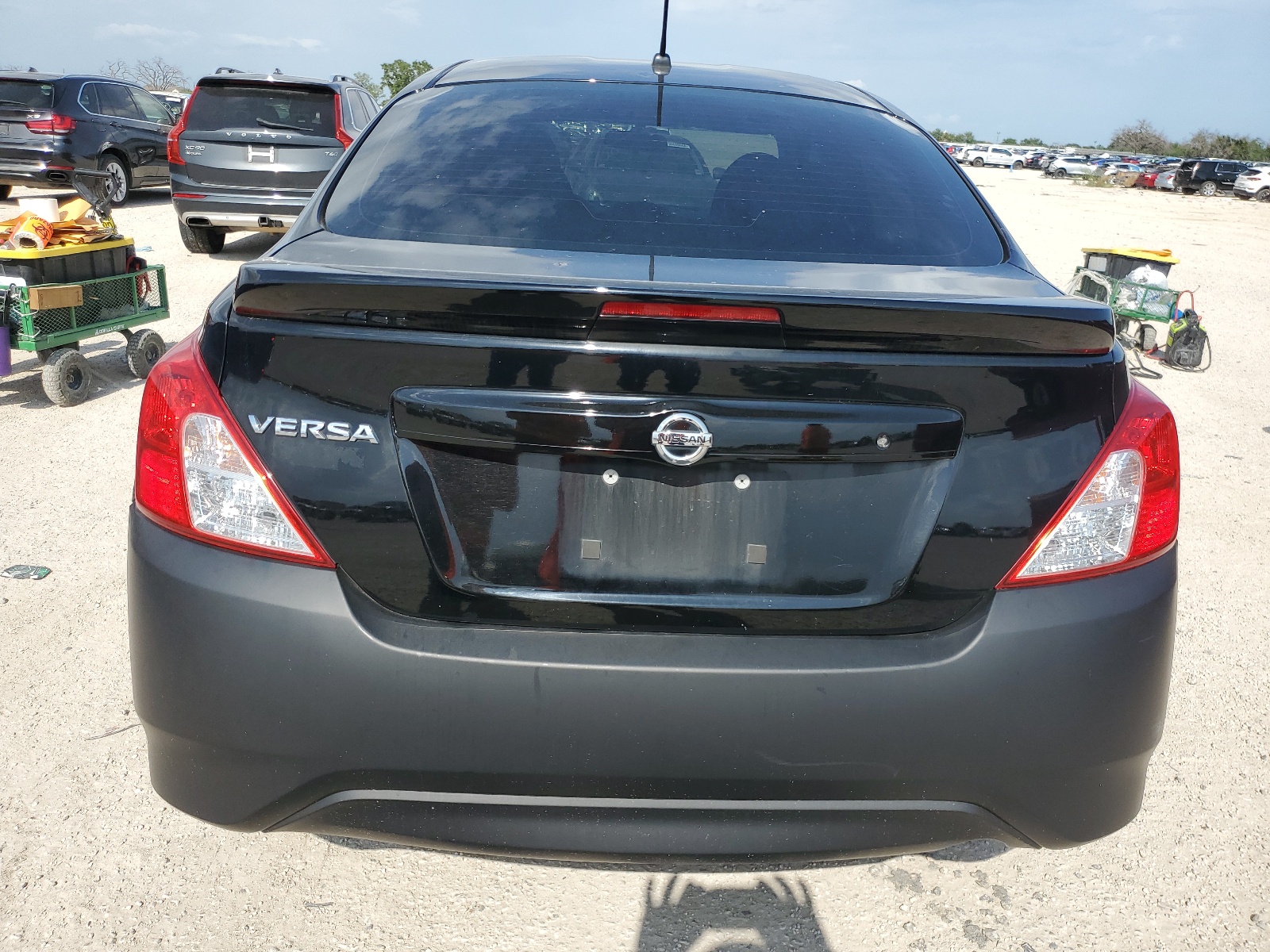 3N1CN7AP7HL893689 2017 Nissan Versa S