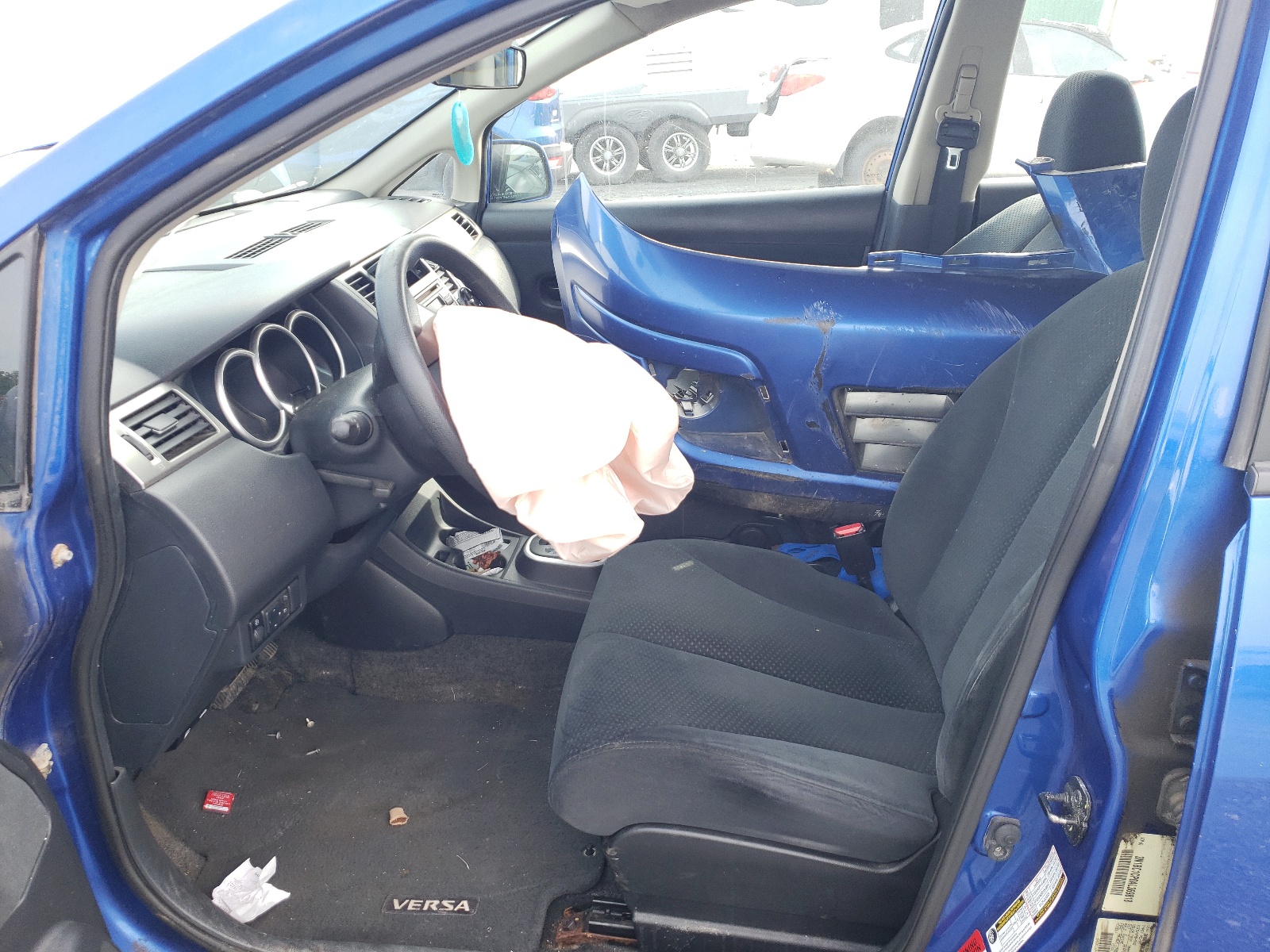 3N1BC1CP0AL369818 2010 Nissan Versa S