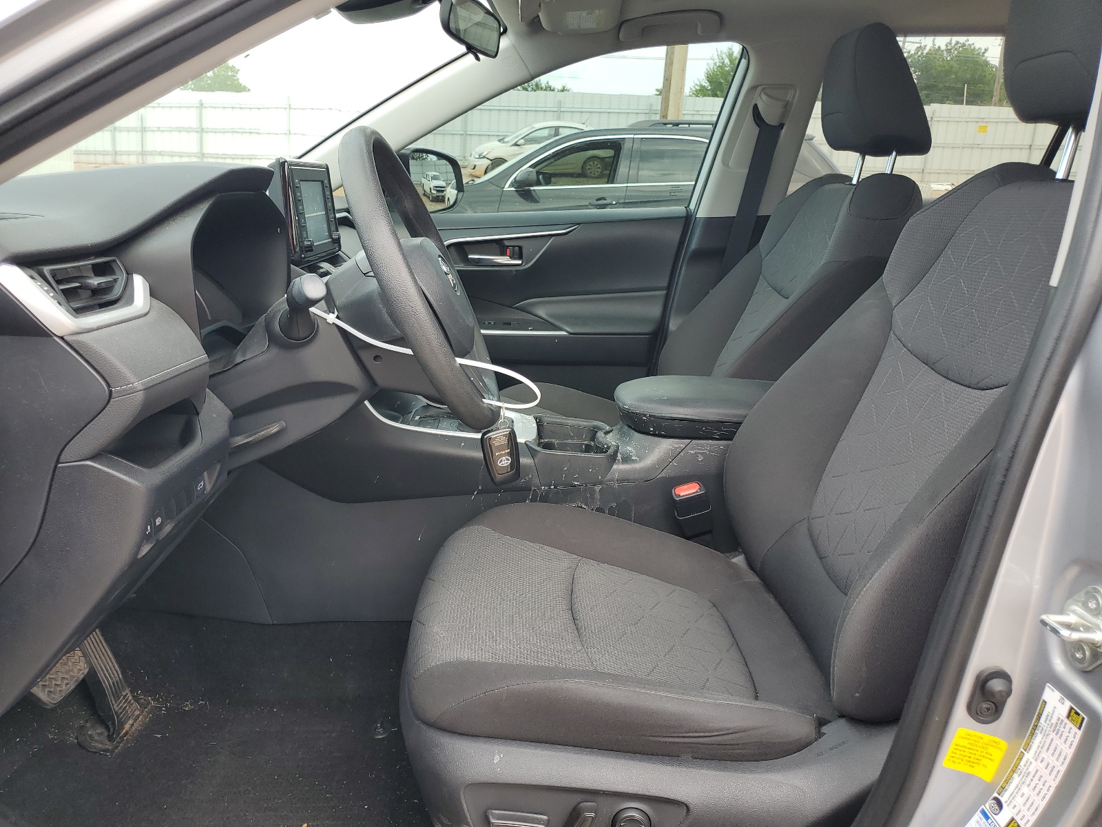 2T3RWRFV2KW036929 2019 Toyota Rav4 Xle