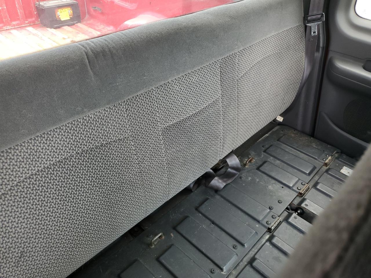 1999 Ford F150 VIN: 1FTZX1725XKA60256 Lot: 64590924