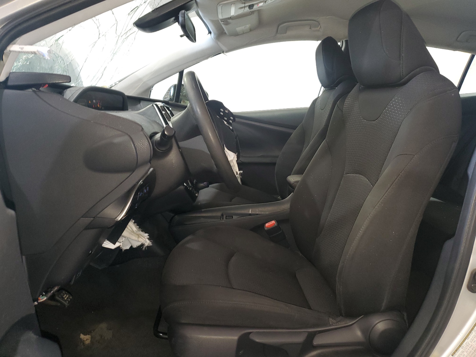 JTDKARFU4L3107303 2020 Toyota Prius L