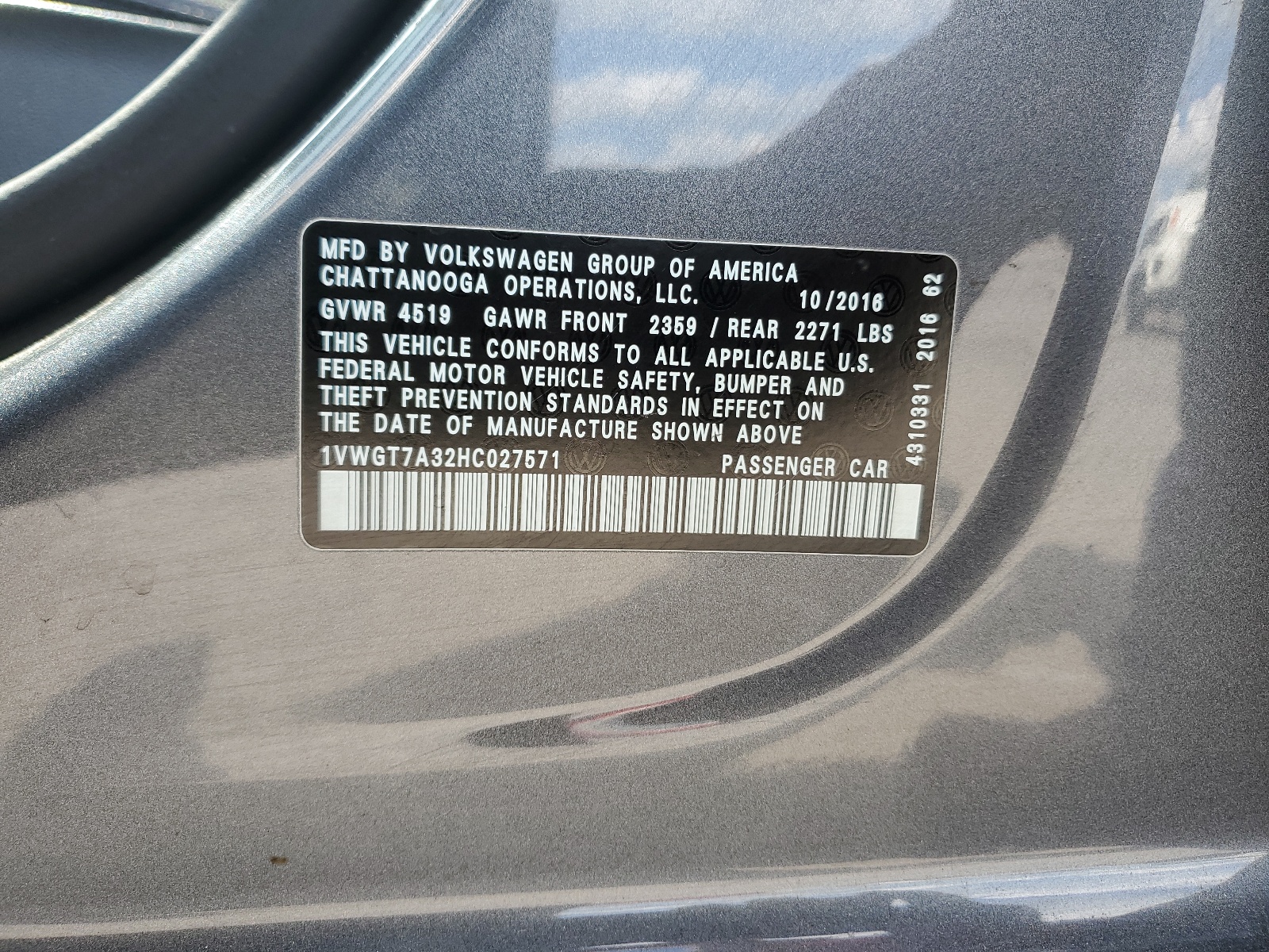 1VWGT7A32HC027571 2017 Volkswagen Passat Se