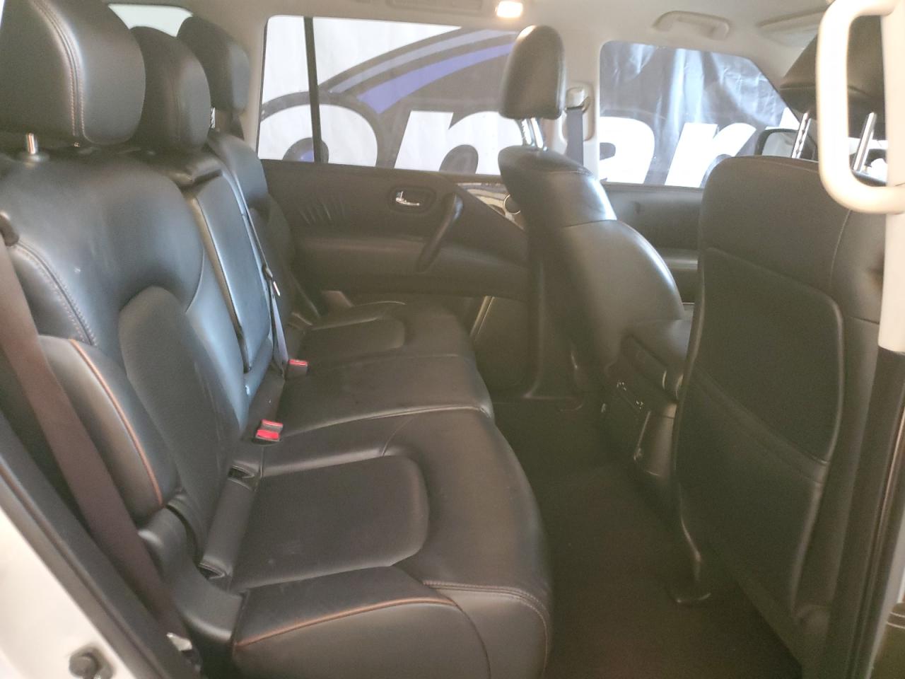 2020 Nissan Armada - Image 11