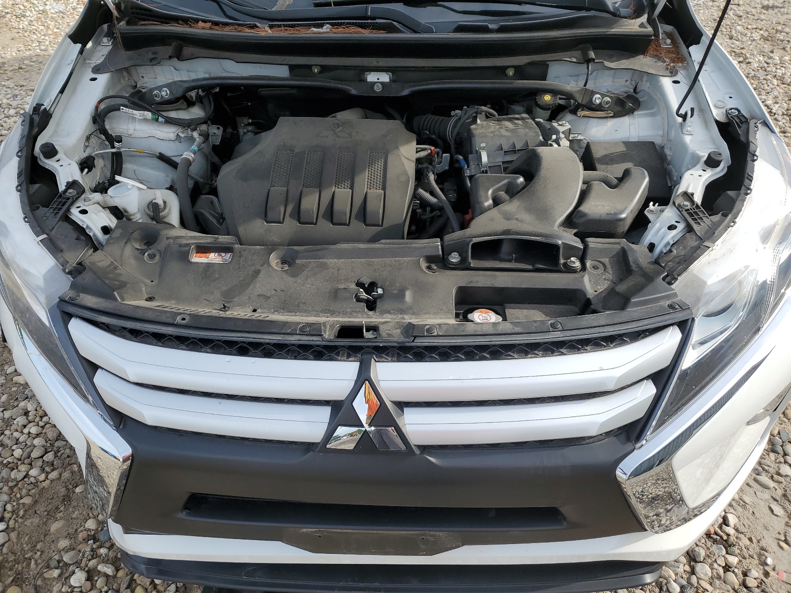 JA4AT3AA0LZ023485 2020 Mitsubishi Eclipse Cross Es