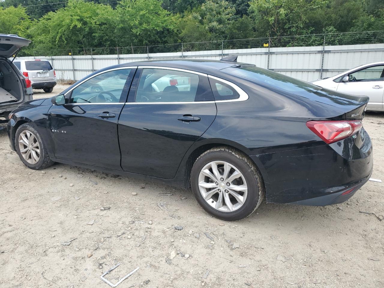 1G1ZD5ST0LF070169 2020 CHEVROLET MALIBU - Image 2