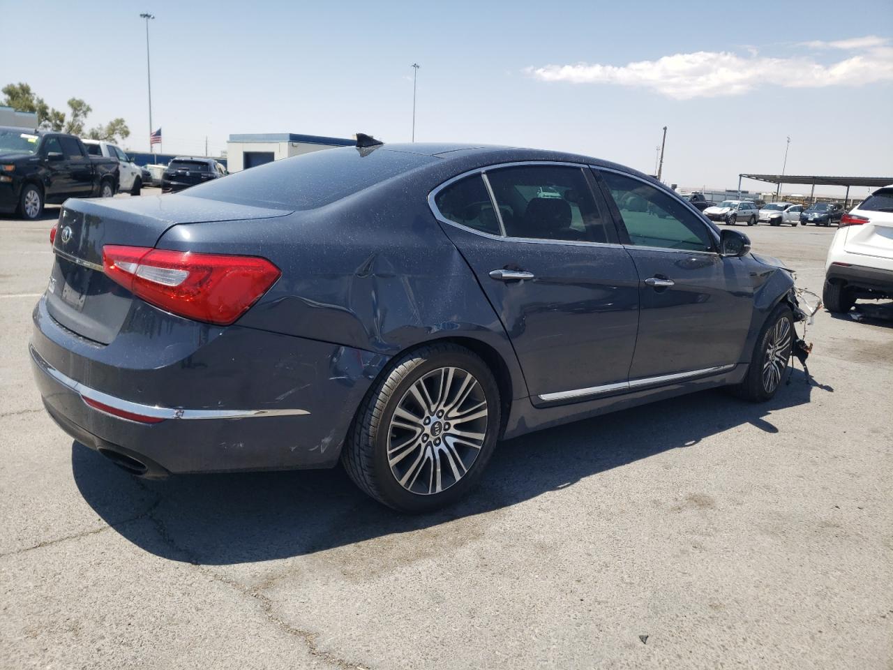 2015 Kia Cadenza Premium VIN: KNALN4D72F5181849 Lot: 62667754