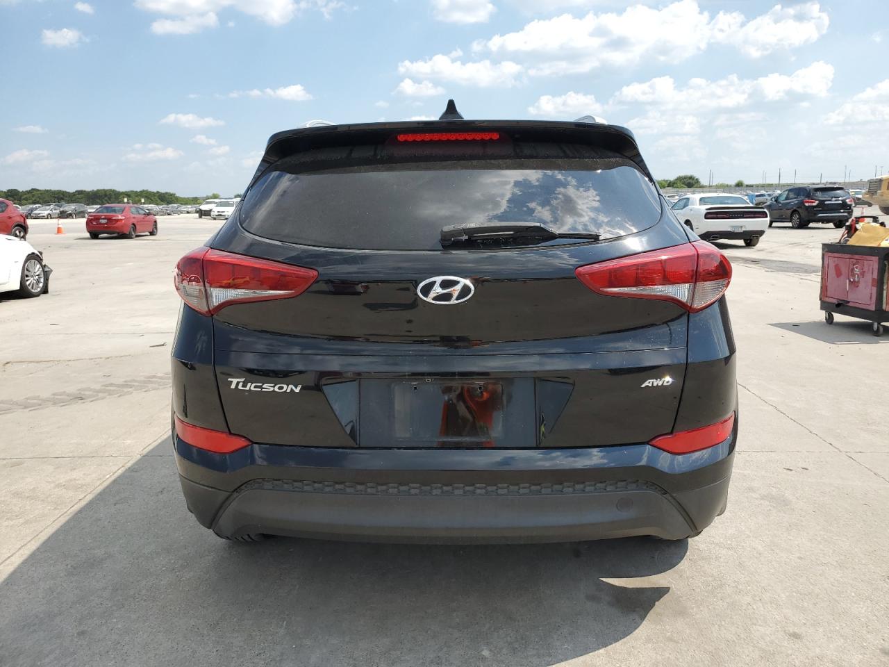 KM8J33A27HU503957 2017 Hyundai Tucson Limited