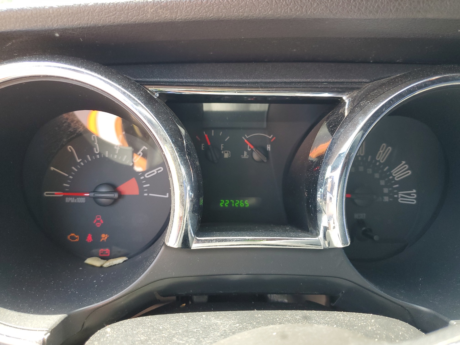 1ZVFT84NX65109015 2006 Ford Mustang