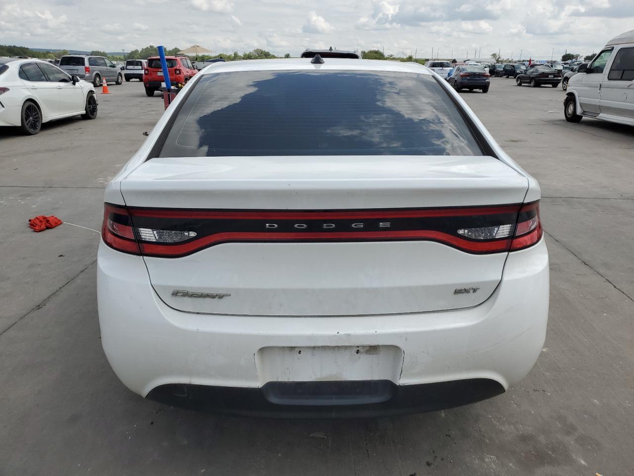 2015 Dodge Dart Sxt VIN: 1C3CDFBB4FD306725 Lot: 64881014