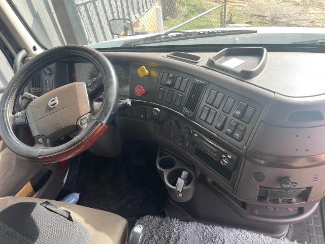 4V4NC9EHXGN956457 2016 Volvo Vn Vnl