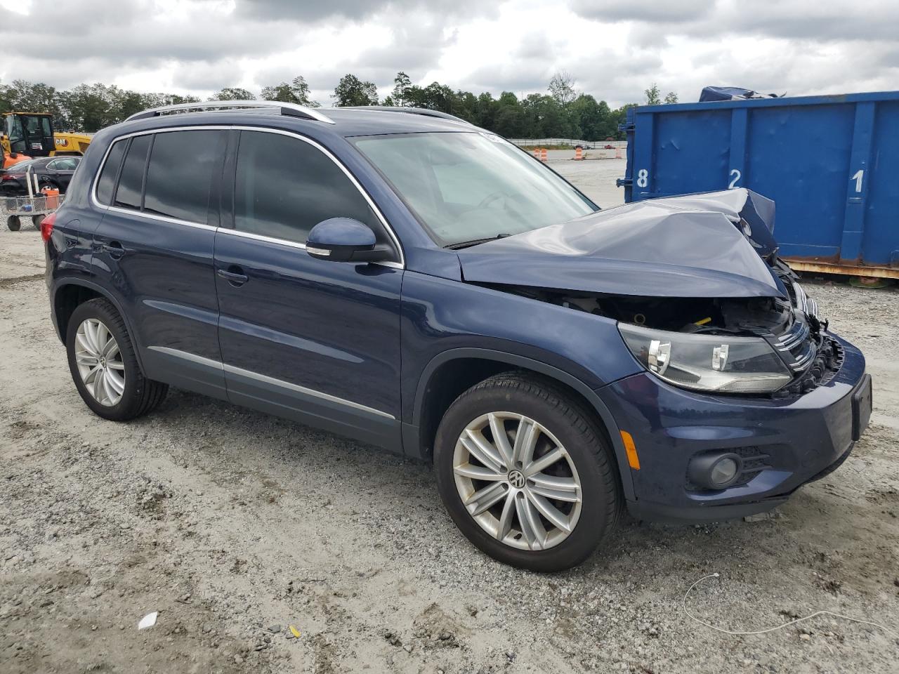 2017 Volkswagen Tiguan - Image 4