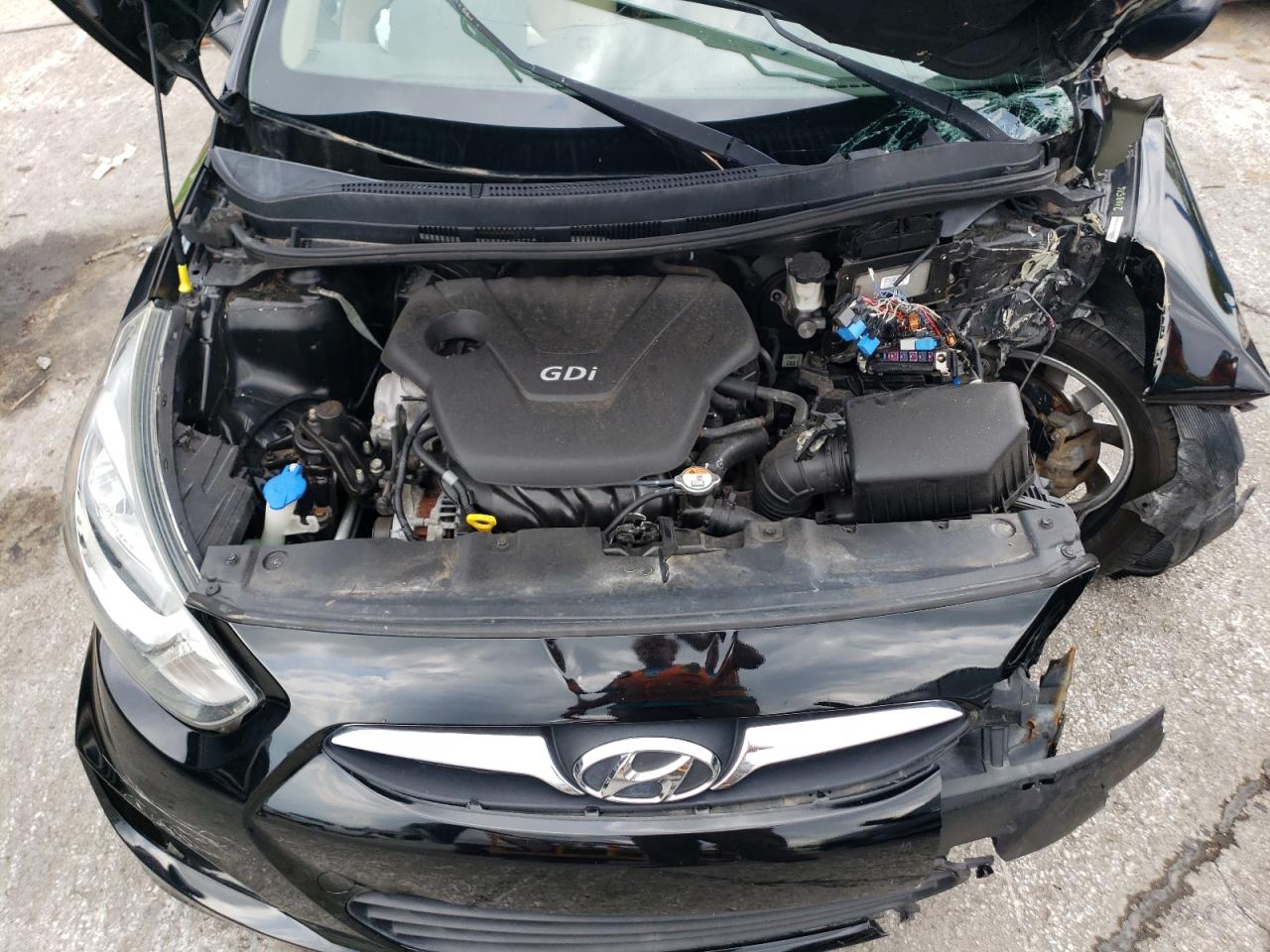 KMHCU4AE2CU141597 2012 Hyundai Accent Gls