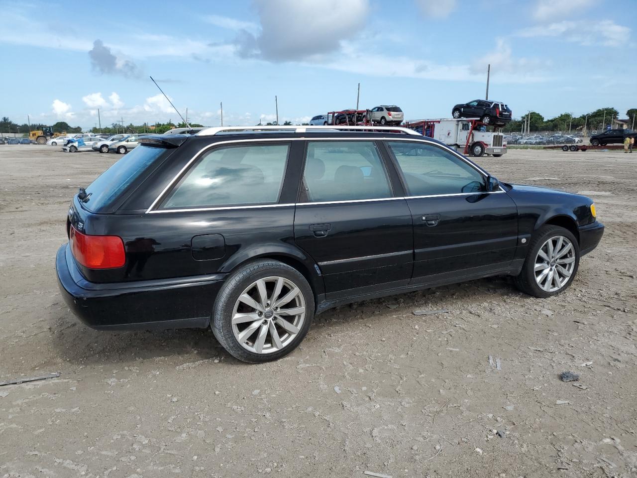 1998 Audi A6 Quattro Wagon VIN: WAUJC84A5WN001022 Lot: 63976574