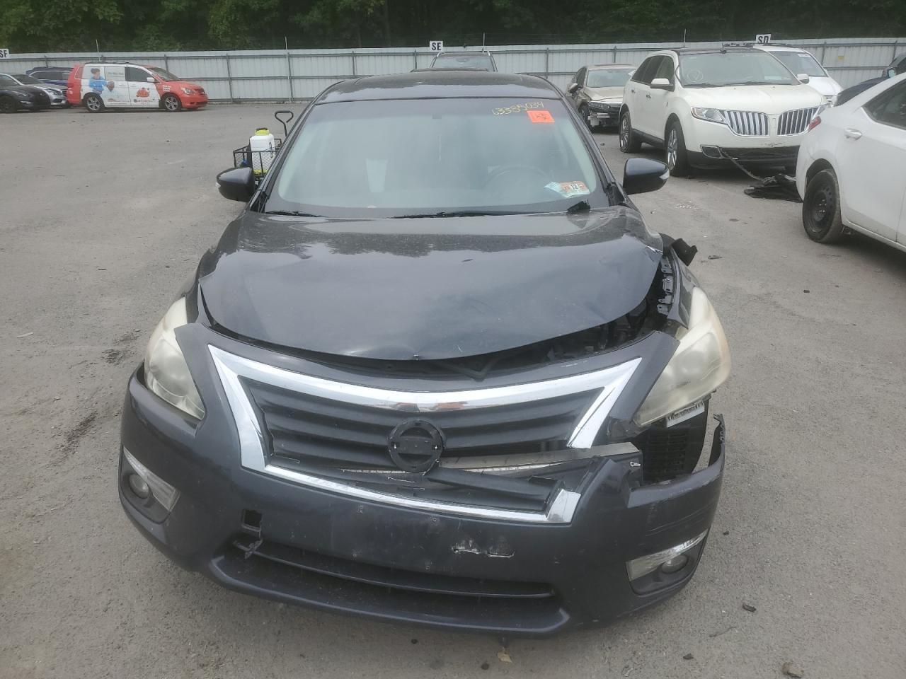2015 Nissan Altima - Image 5