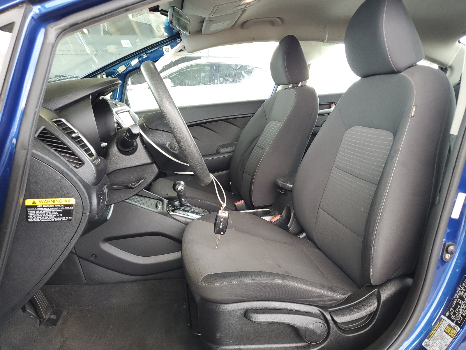 3KPFL4A70JE203886 2018 Kia Forte Lx