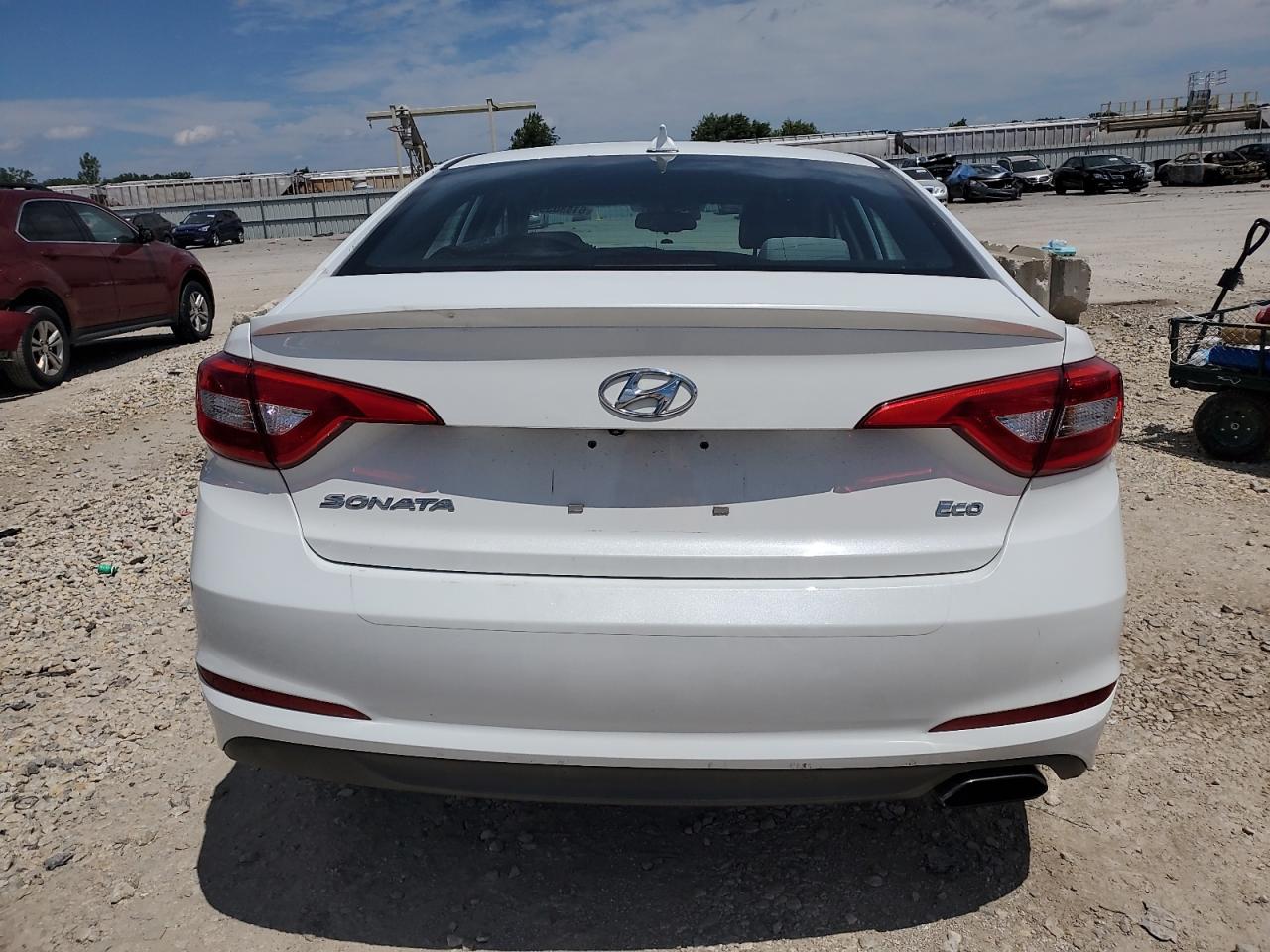 2015 Hyundai Sonata Eco VIN: 5NPE24AA2FH160407 Lot: 61830394