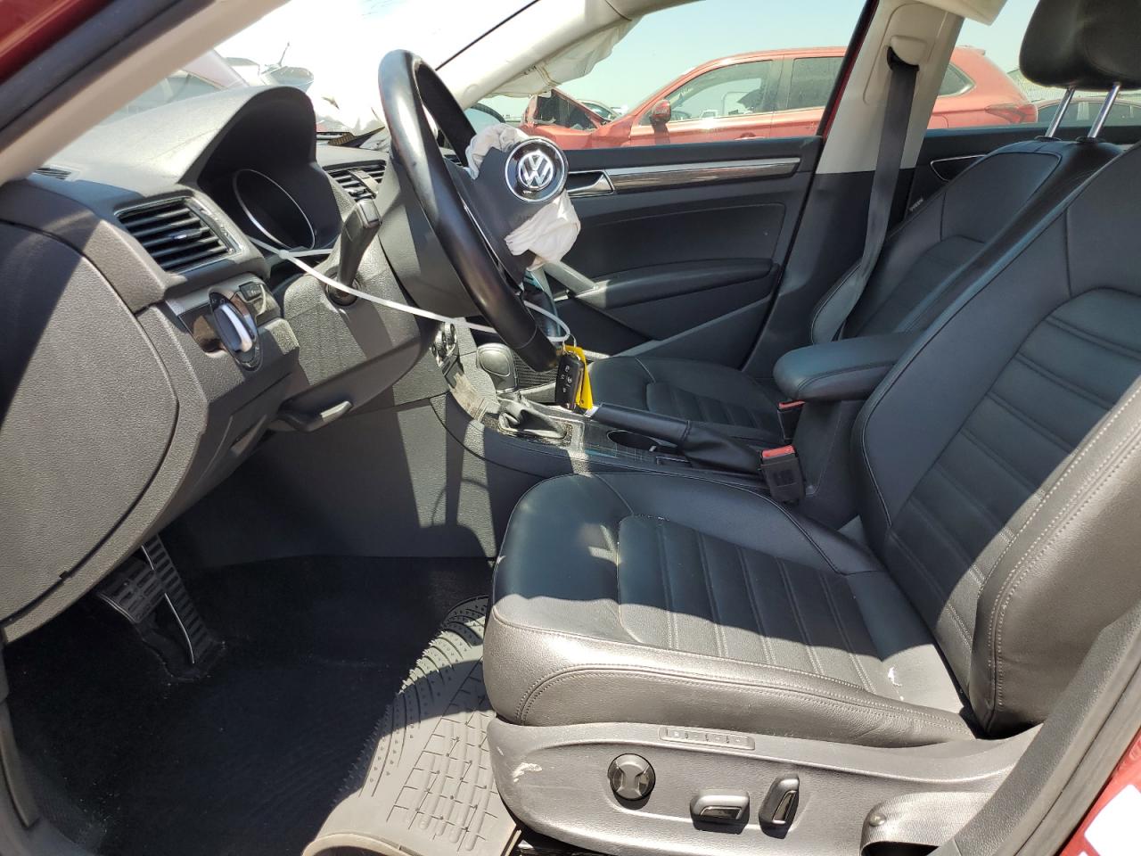 2018 Volkswagen Passat Sel Premium VIN: 1VWCA7A34JC009776 Lot: 65492844