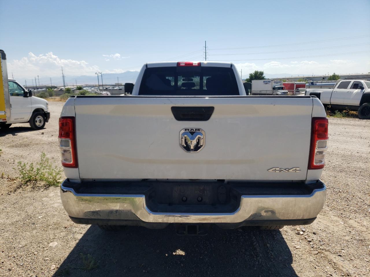 2019 RAM 3500 - Image 6