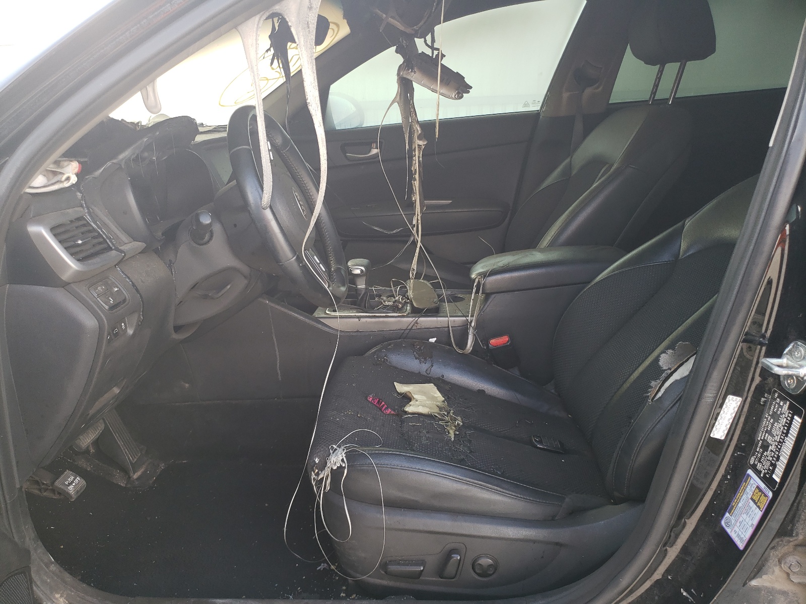 5XXGT4L39LG413881 2020 Kia Optima Lx