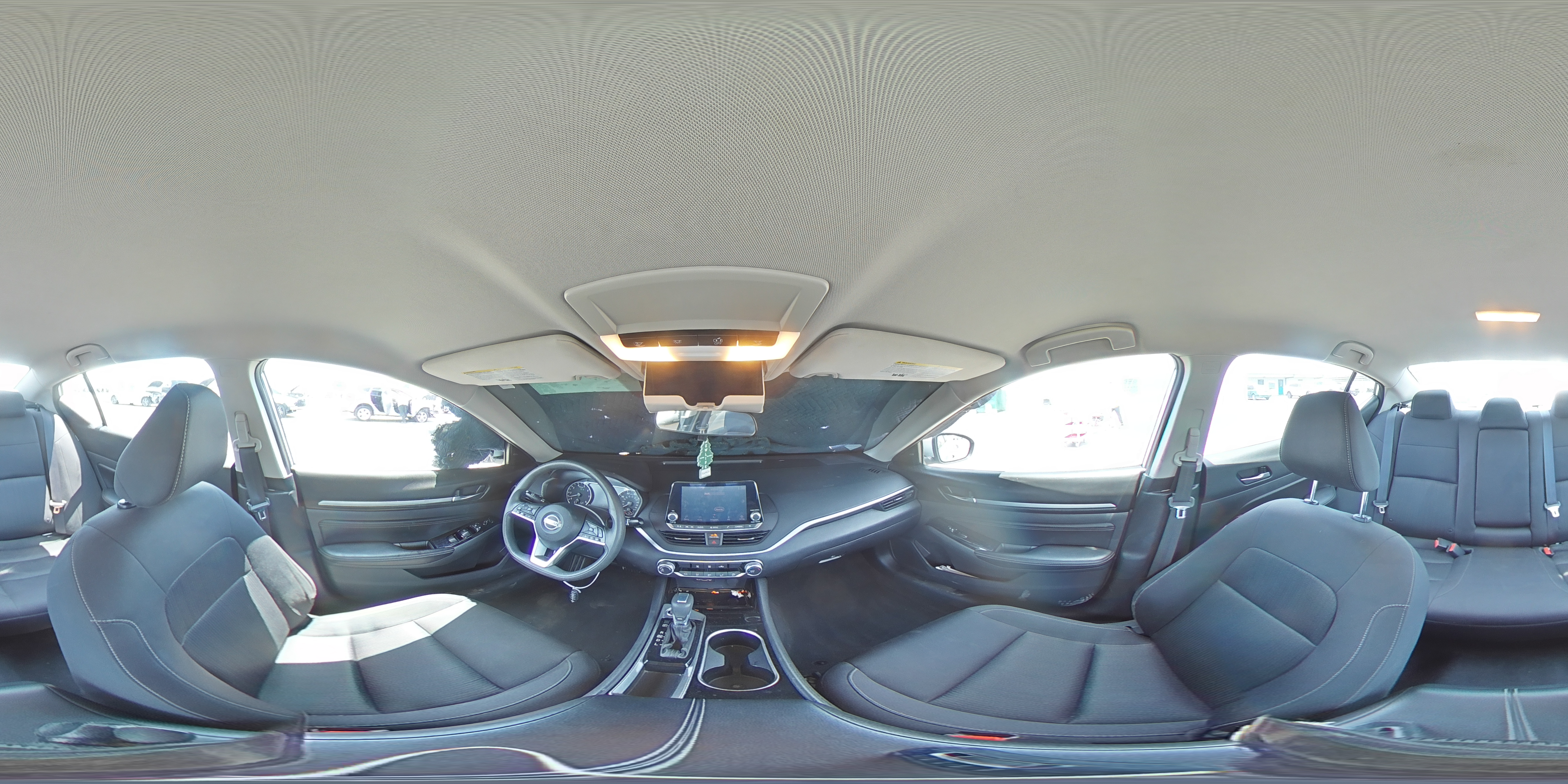 2021 Nissan Altima - Image 12