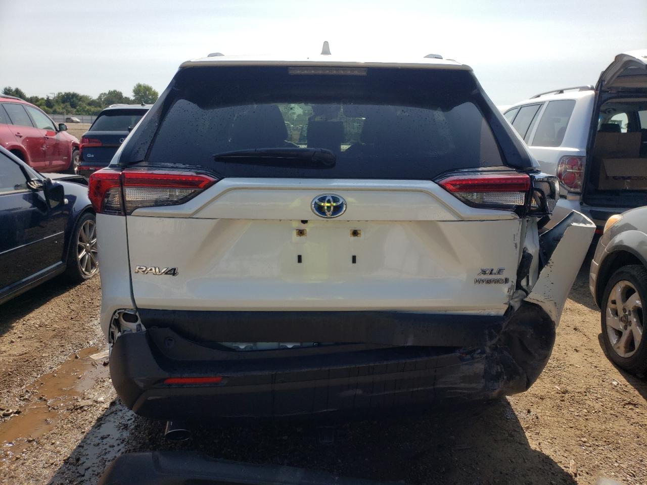 2021 Toyota Rav4 Xle Premium VIN: JTMB6RFV4MD044600 Lot: 63842464