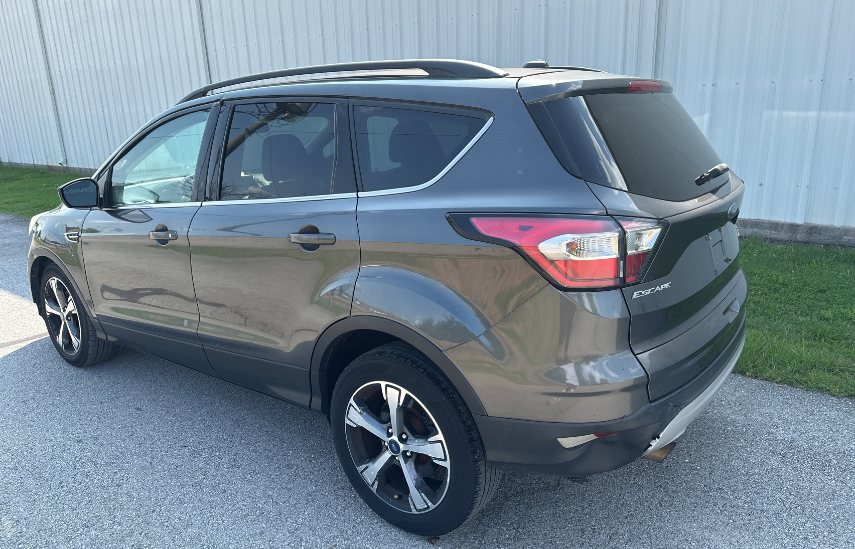 2017 Ford Escape Se vin: 1FMCU9G9XHUB79559