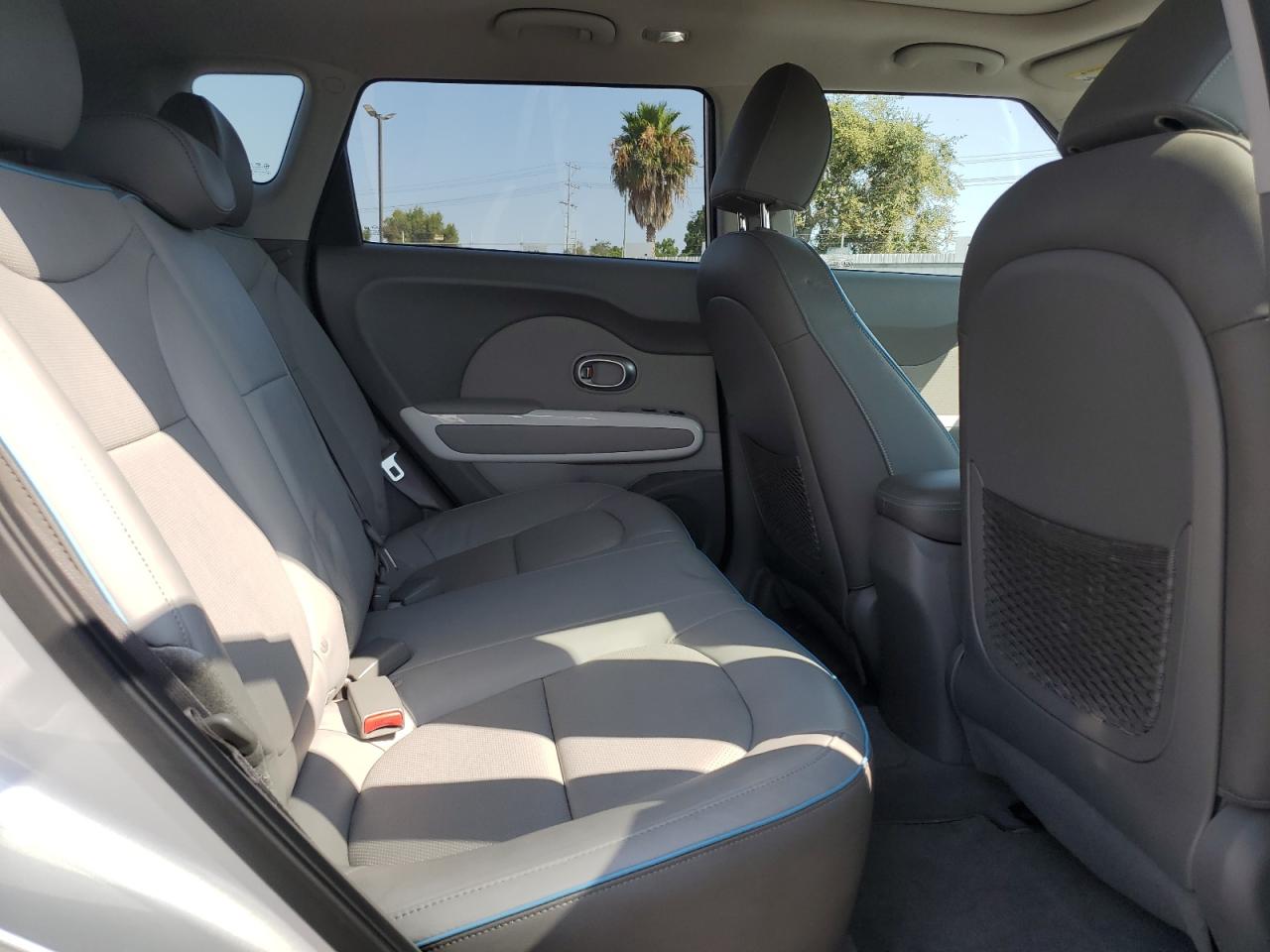 2016 Kia Soul Ev + VIN: KNDJX3AE5G7007474 Lot: 64793864