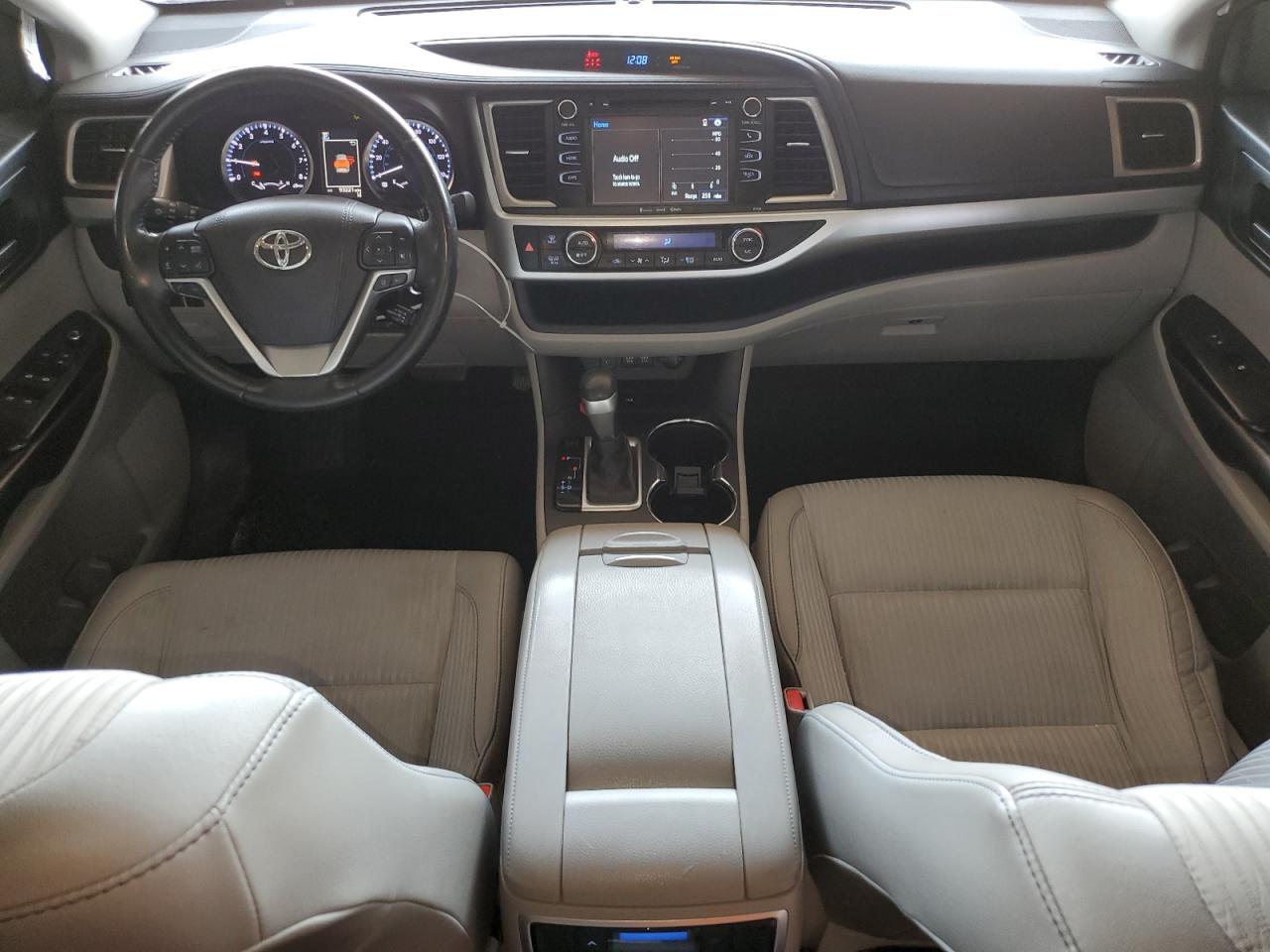 2017 Toyota Highlander Le VIN: 5TDZZRFH4HS206641 Lot: 64521614