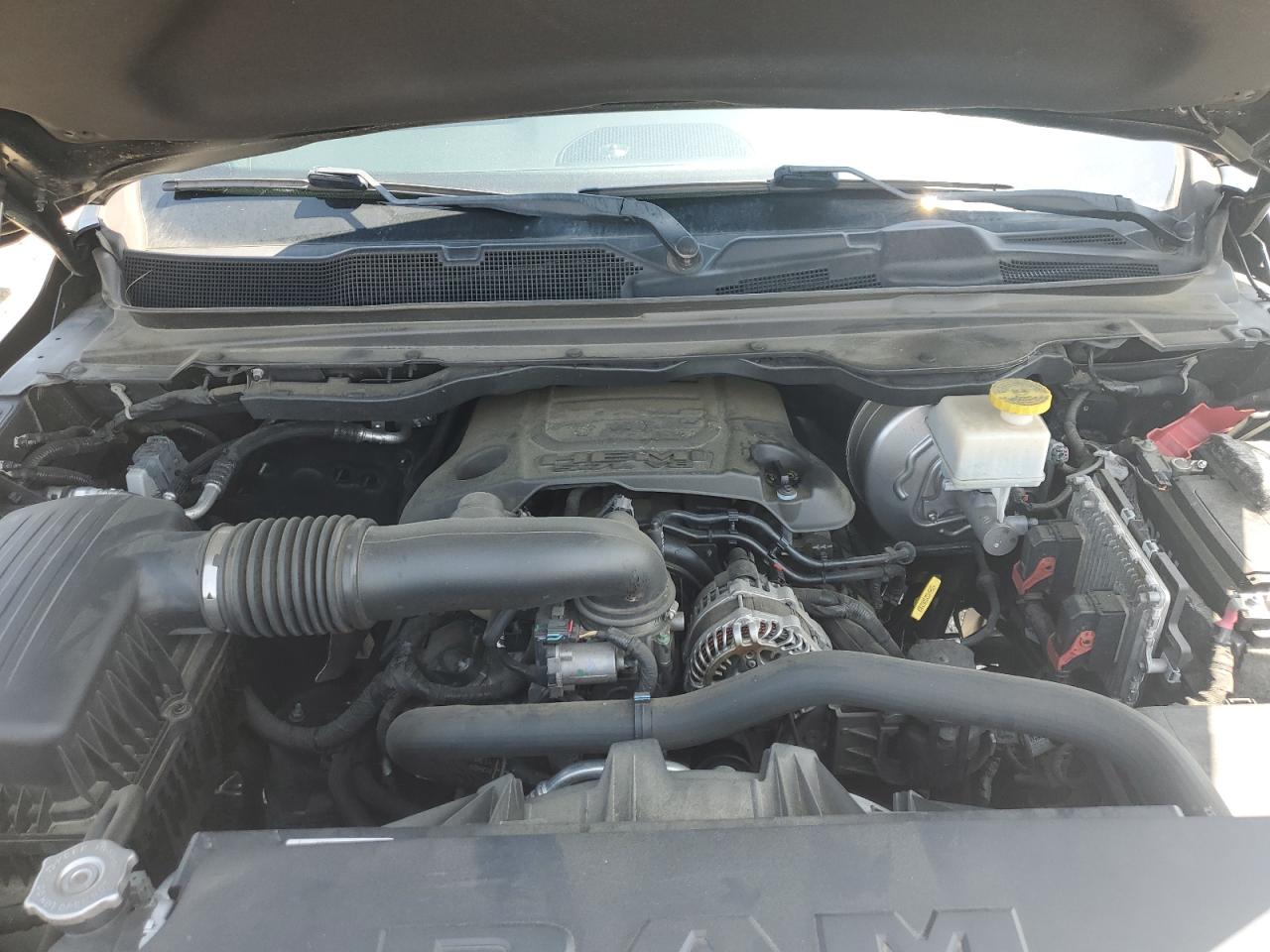 2019 RAM 1500 - Image 11