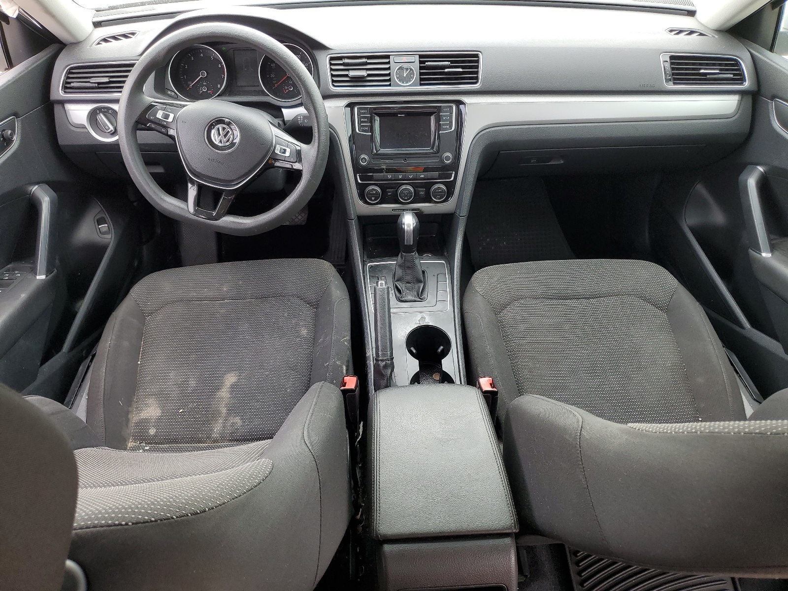 1VWAT7A30HC059067 2017 Volkswagen Passat S