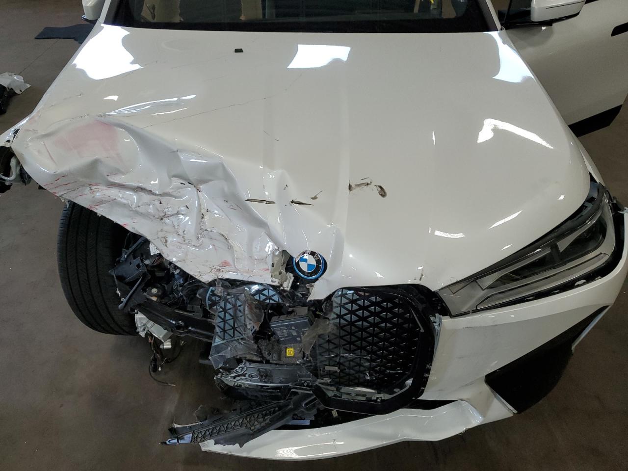 2024 BMW Ix xDrive50 VIN: WB523CF05RCP19857 Lot: 65476844