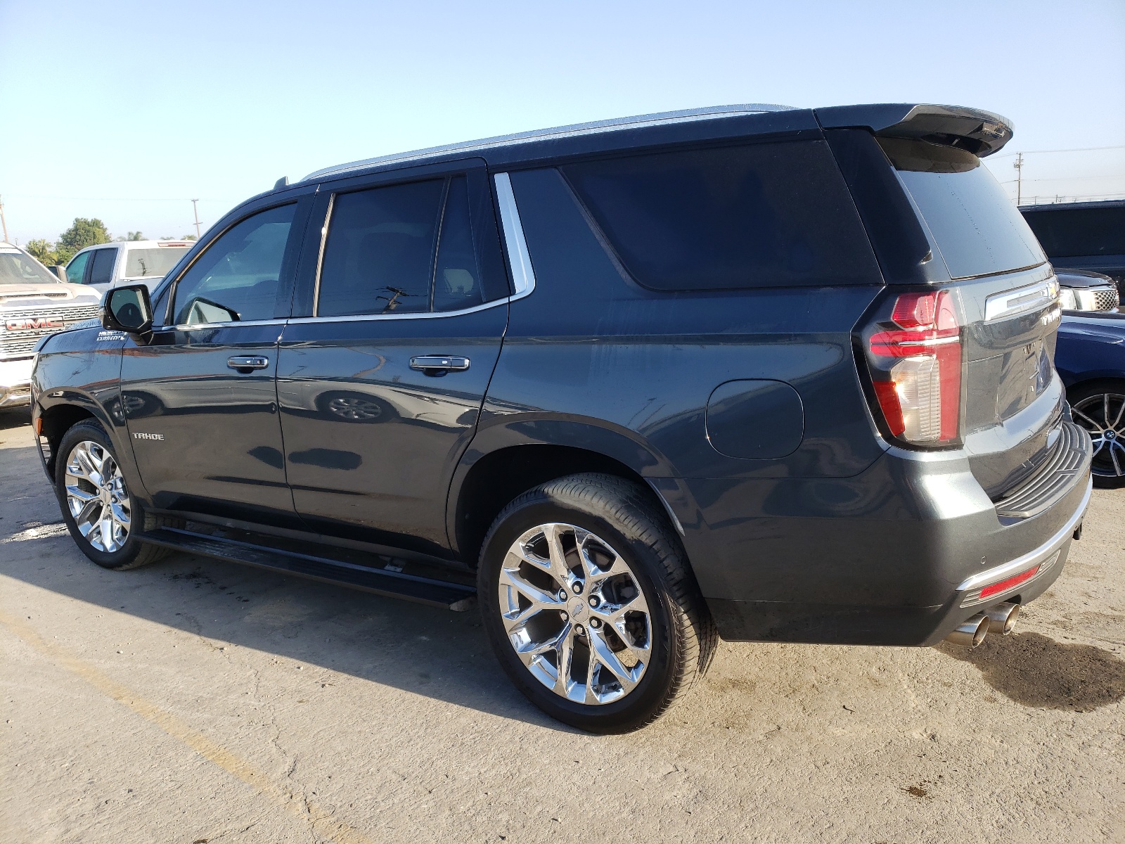 2021 Chevrolet Tahoe C1500 High Country vin: 1GNSCTKLXMR154961