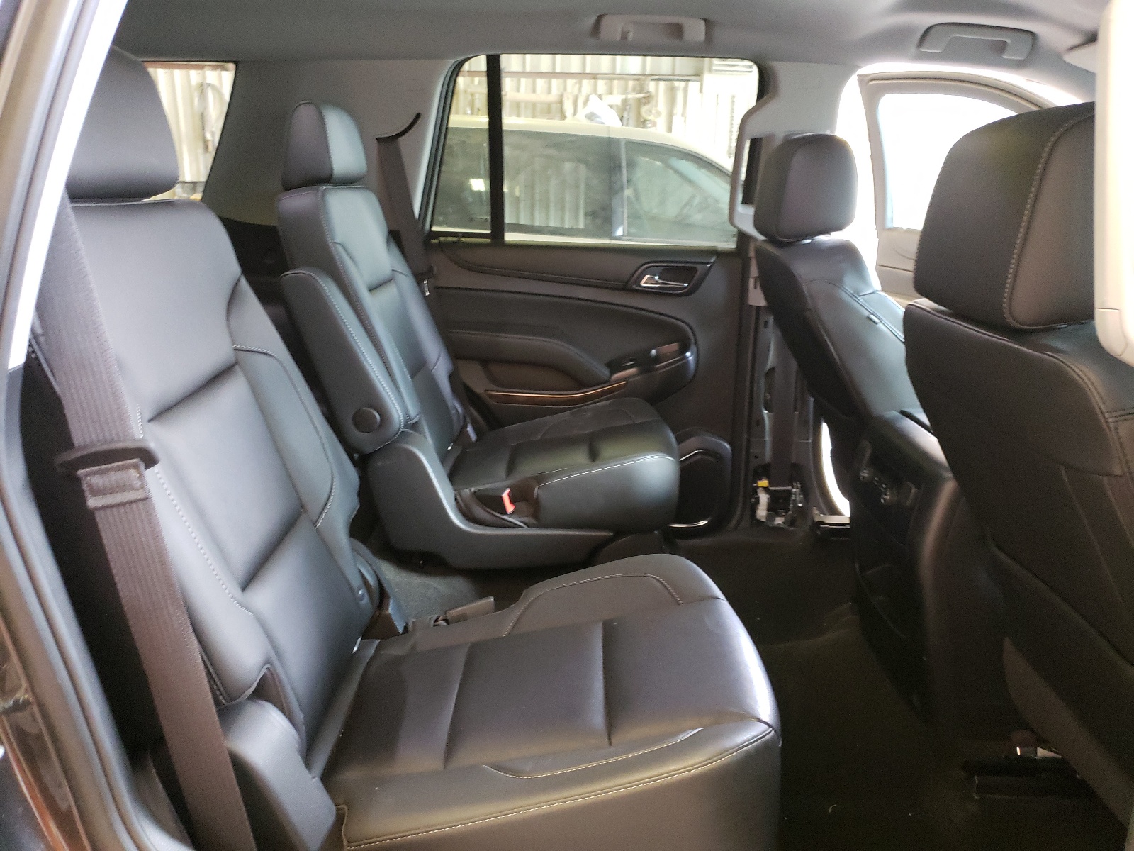 1GNSCBKC5JR225456 2018 Chevrolet Tahoe C1500 Lt