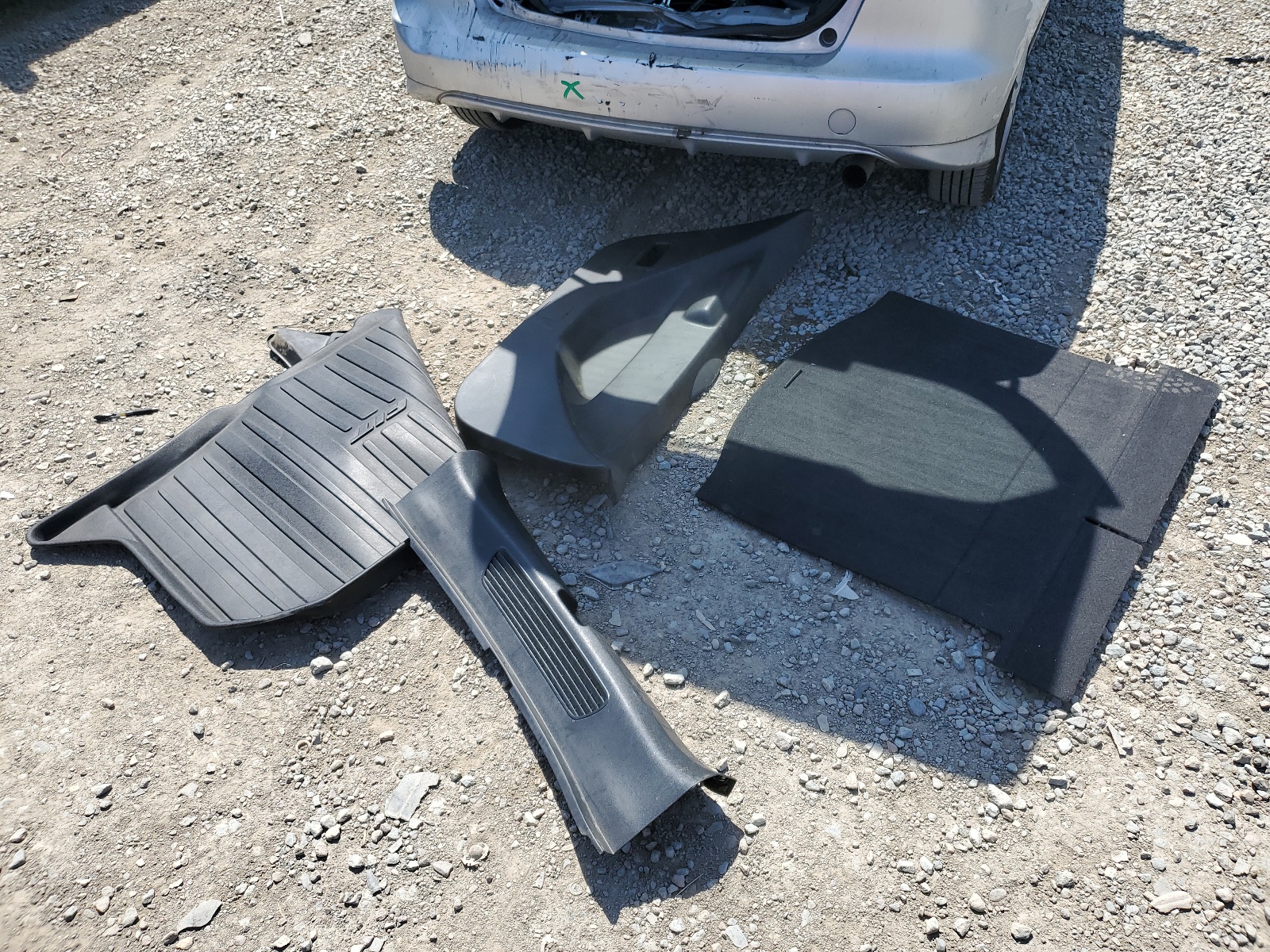 JHMGE8H38BC028285 2011 Honda Fit