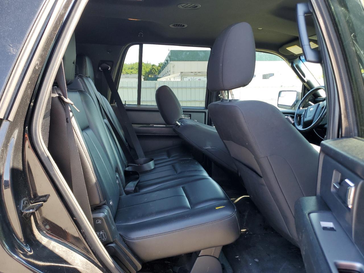 2015 Ford Expedition Xl VIN: 1FMJU1GTXFEF24164 Lot: 63009244