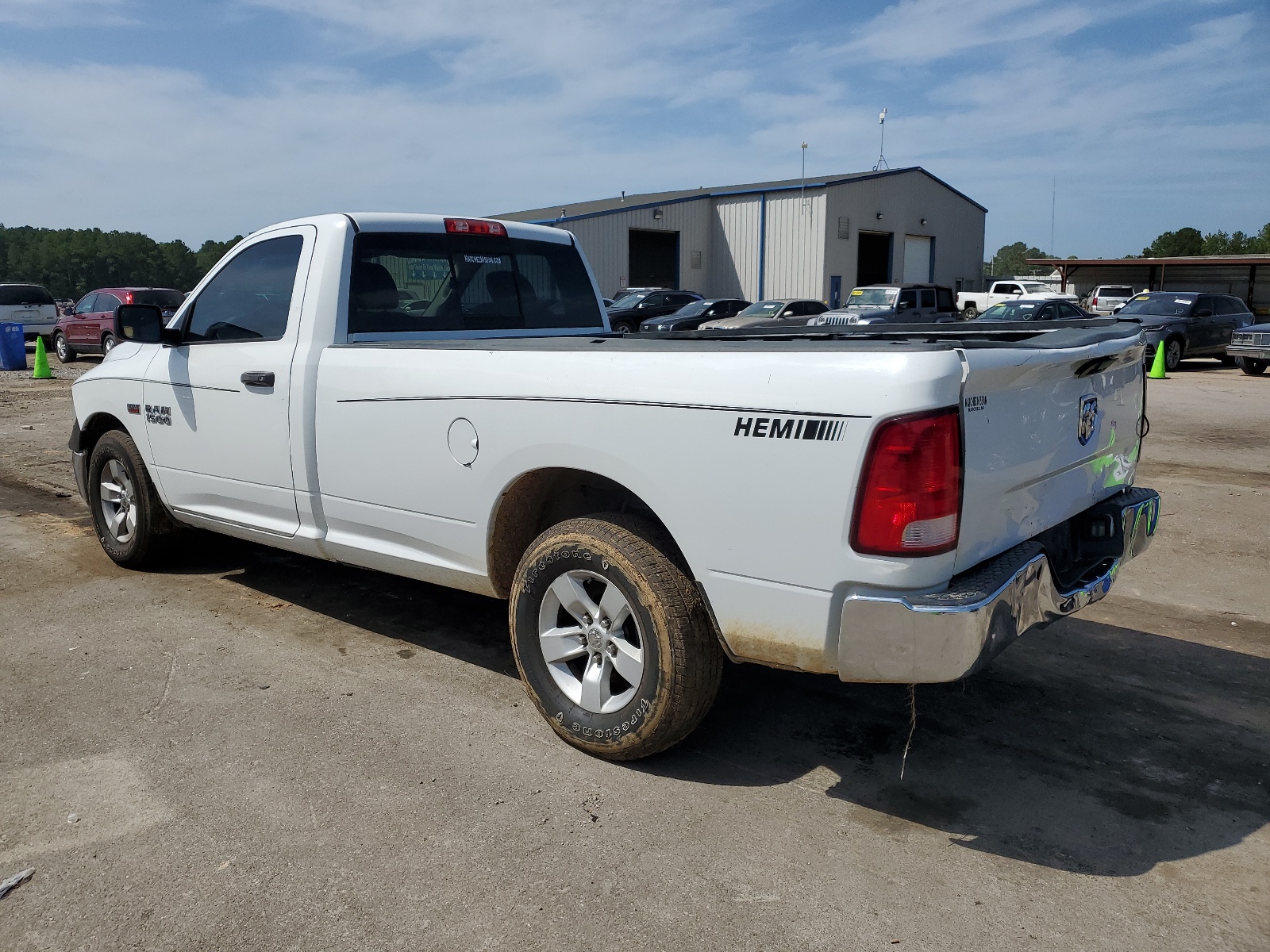 2017 Ram 1500 St vin: 3C6JR6DT8HG548134