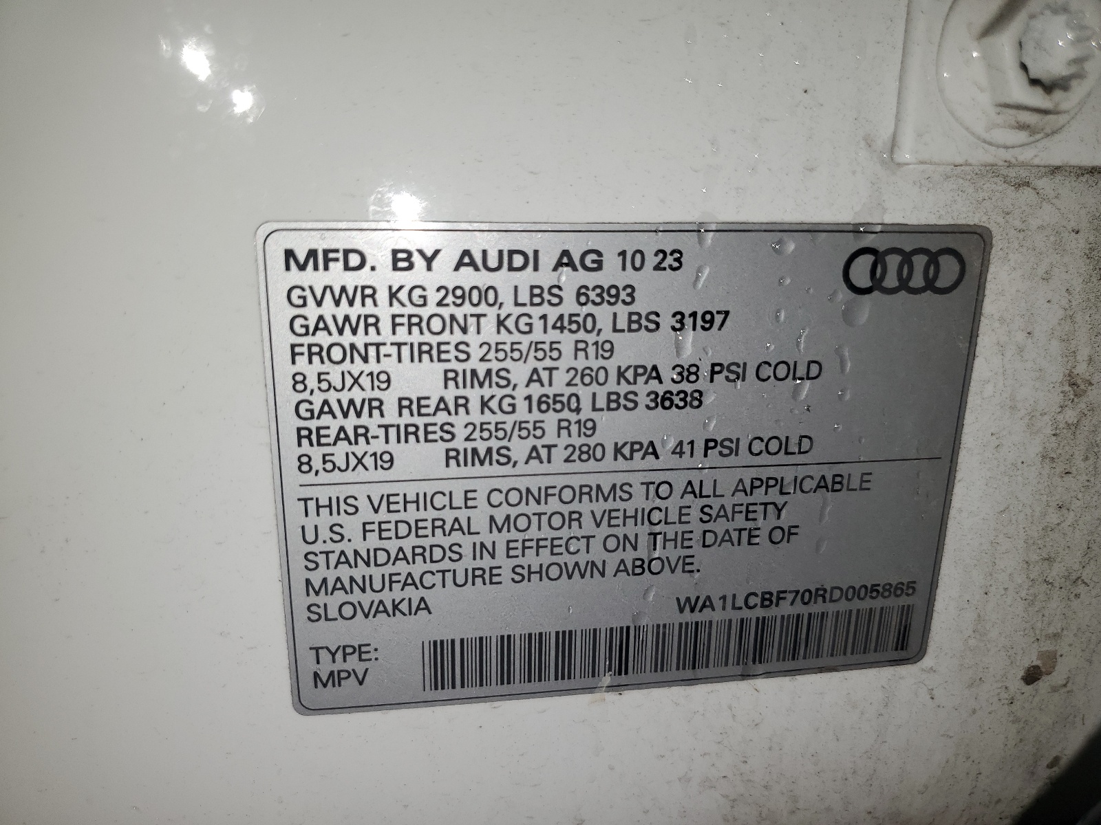 WA1LCBF70RD005865 2024 Audi Q7 Premium Plus