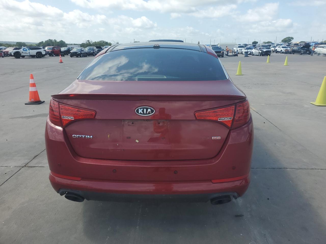 2011 Kia Optima - Image 6