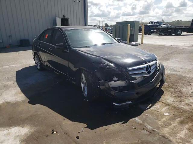 2013 Mercedes-Benz C 250 VIN: WDDGF4HB3DA850527 Lot: 61403084