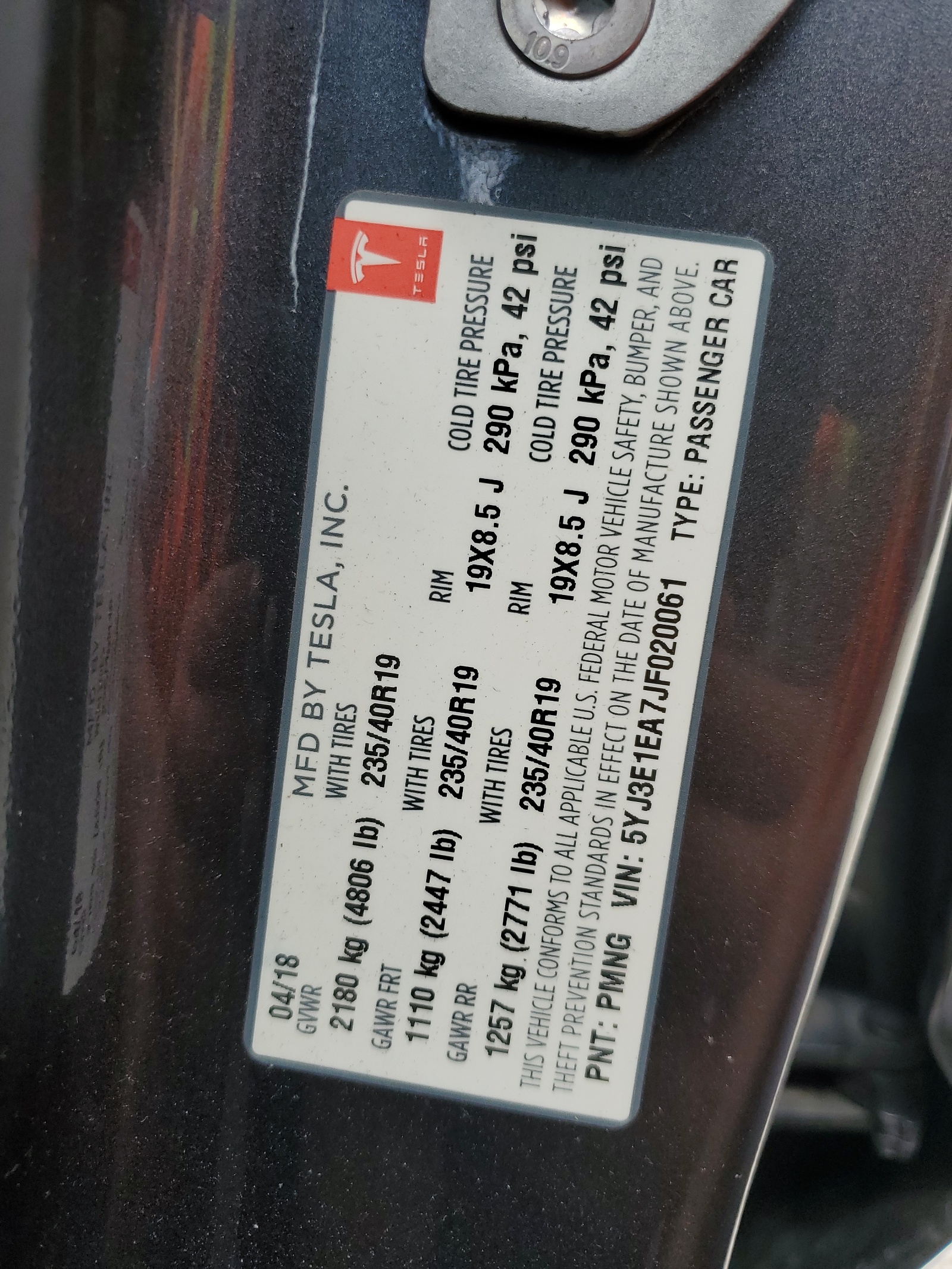 5YJ3E1EA7JF020061 2018 Tesla Model 3