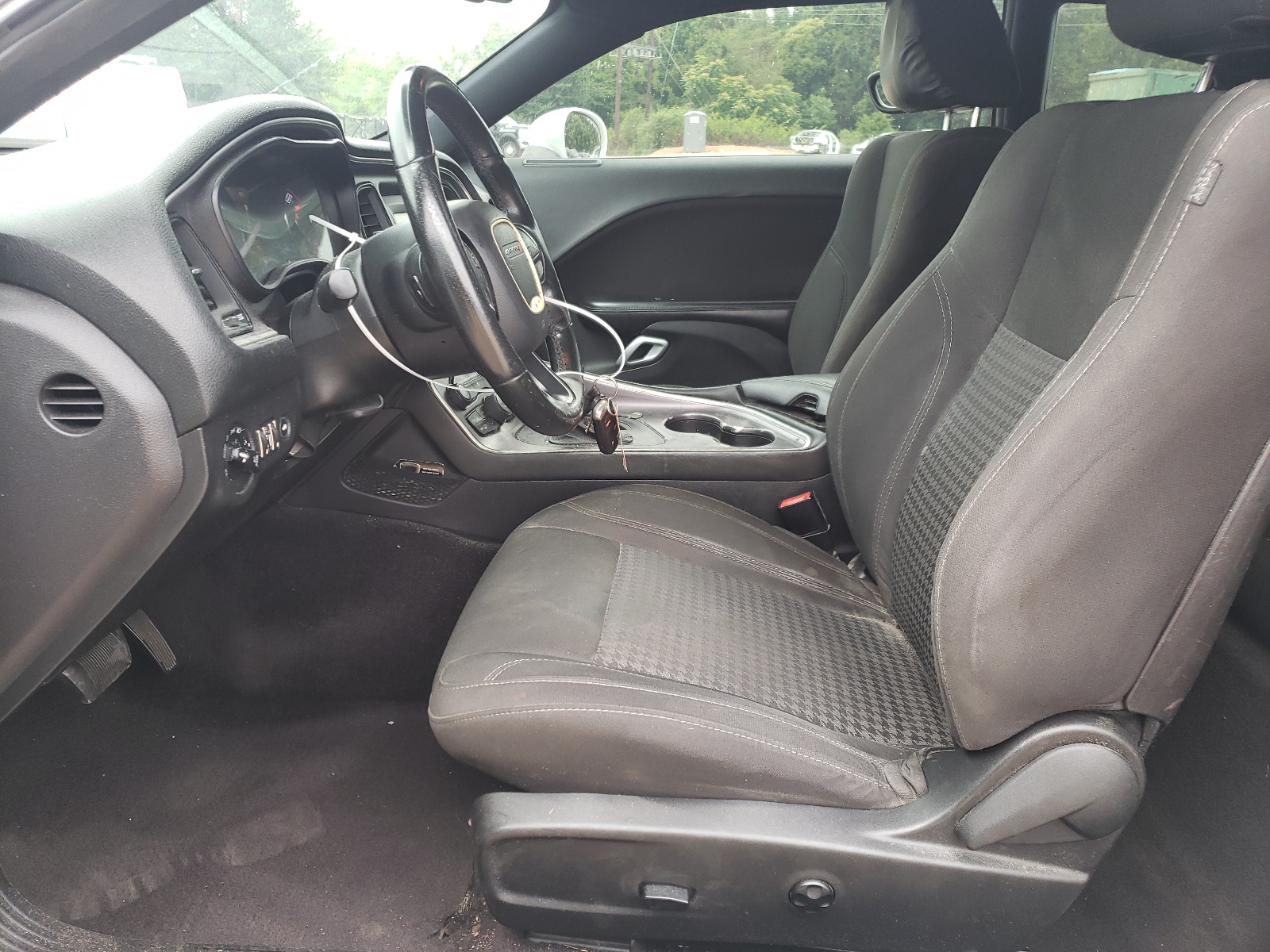 2C3CDZBT6GH263973 2016 Dodge Challenger R/T