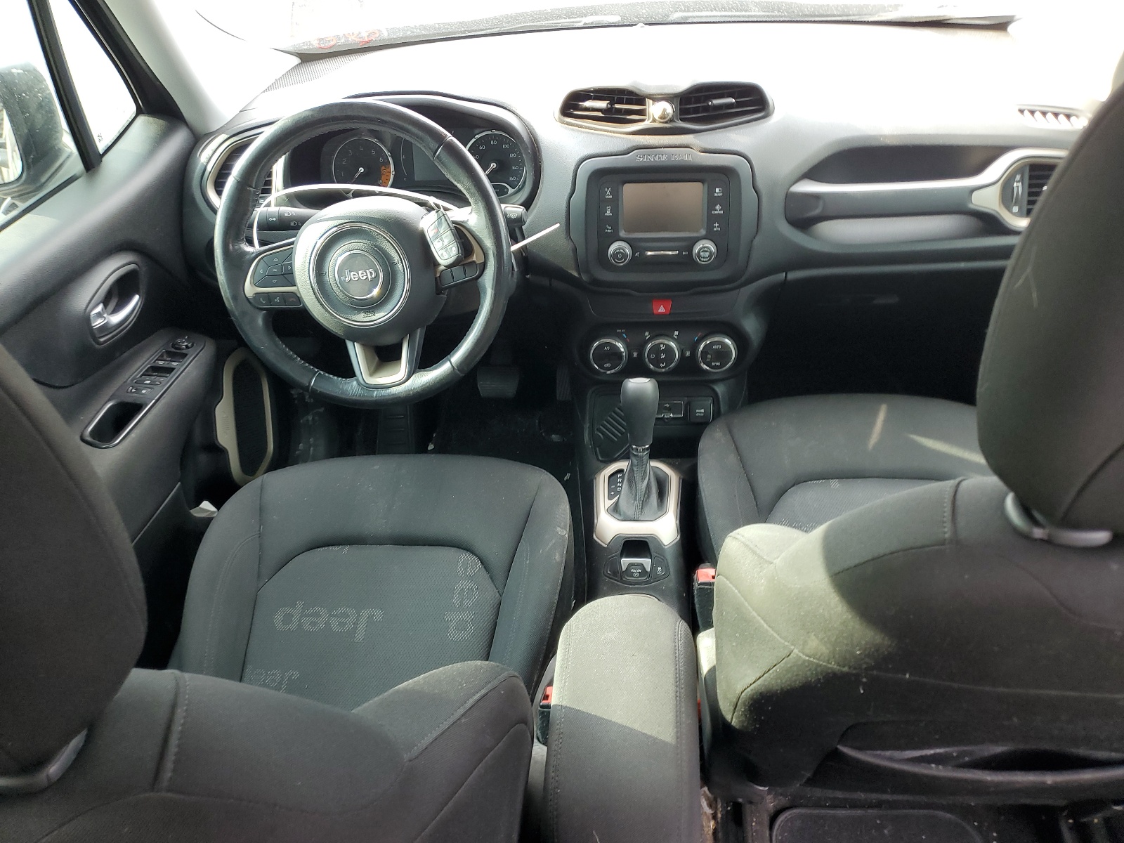 ZACCJABB1HPG38021 2017 Jeep Renegade Latitude