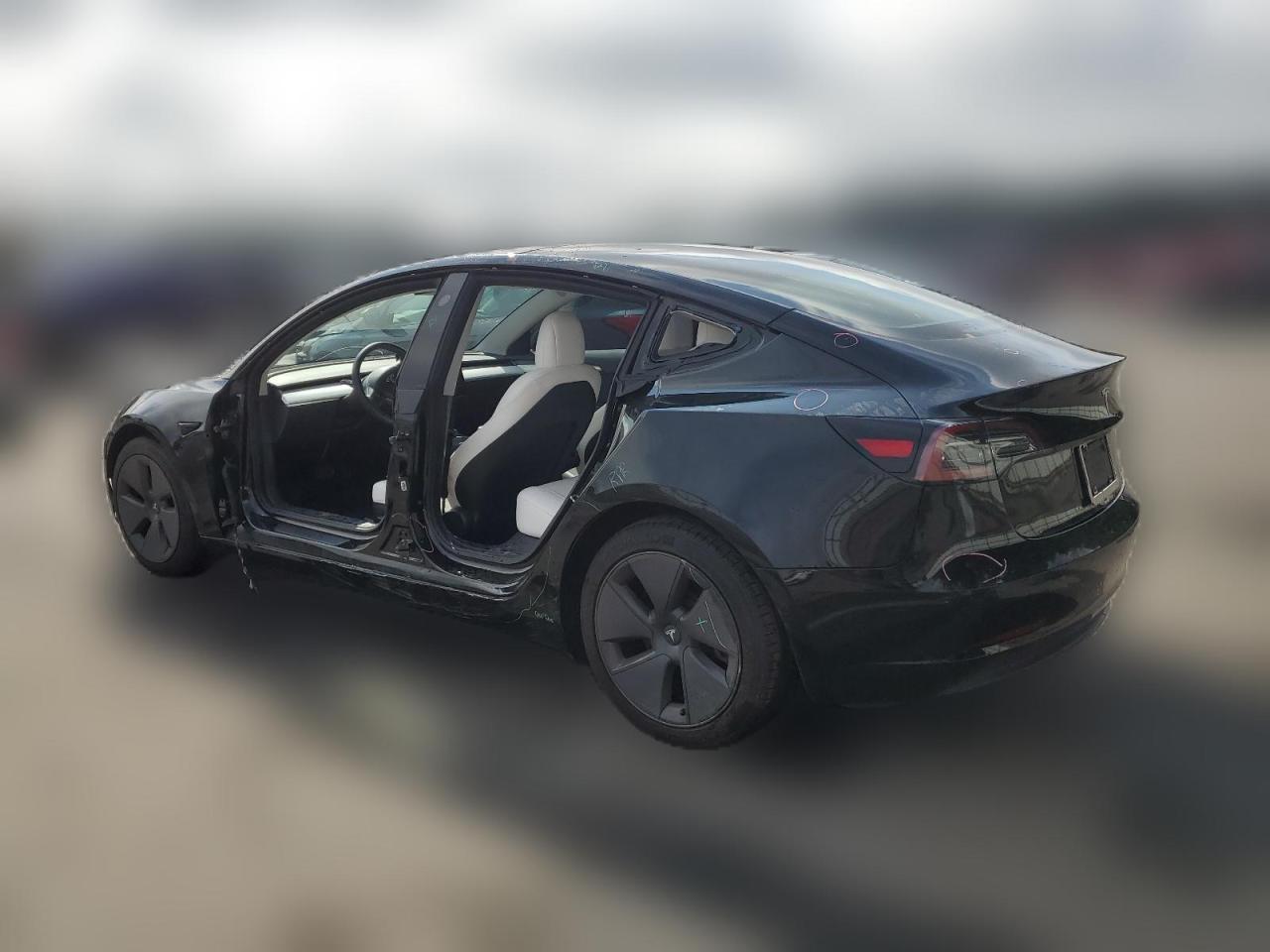 5YJ3E1EA4NF170294 2022 TESLA MODEL 3 - Image 2