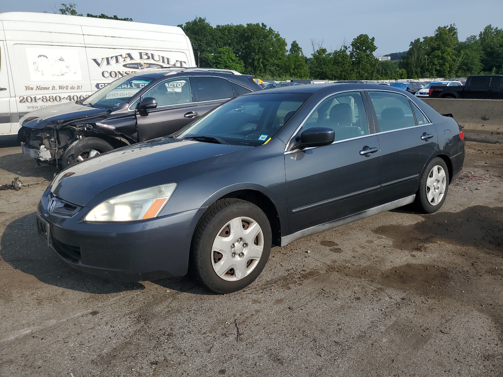 1HGCM66365A052211 2005 Honda Accord Lx